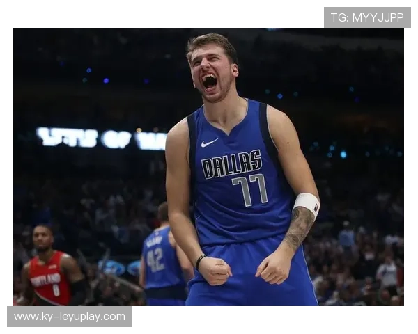 东契奇那脚传球堪称艺术，独行侠看点十足，东契奇传球集锦